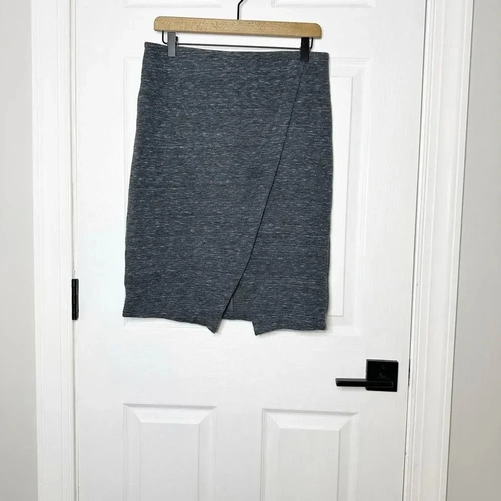 LOFT Pencil Skirt Women Medium Grey Good Faux Wrap Asymmetrical Knit Zip Back